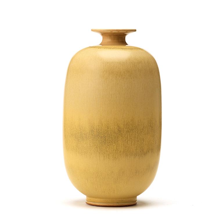 Berndt Friberg, a yellow glazed stoneware vase, Gustavsberg studio 1973.