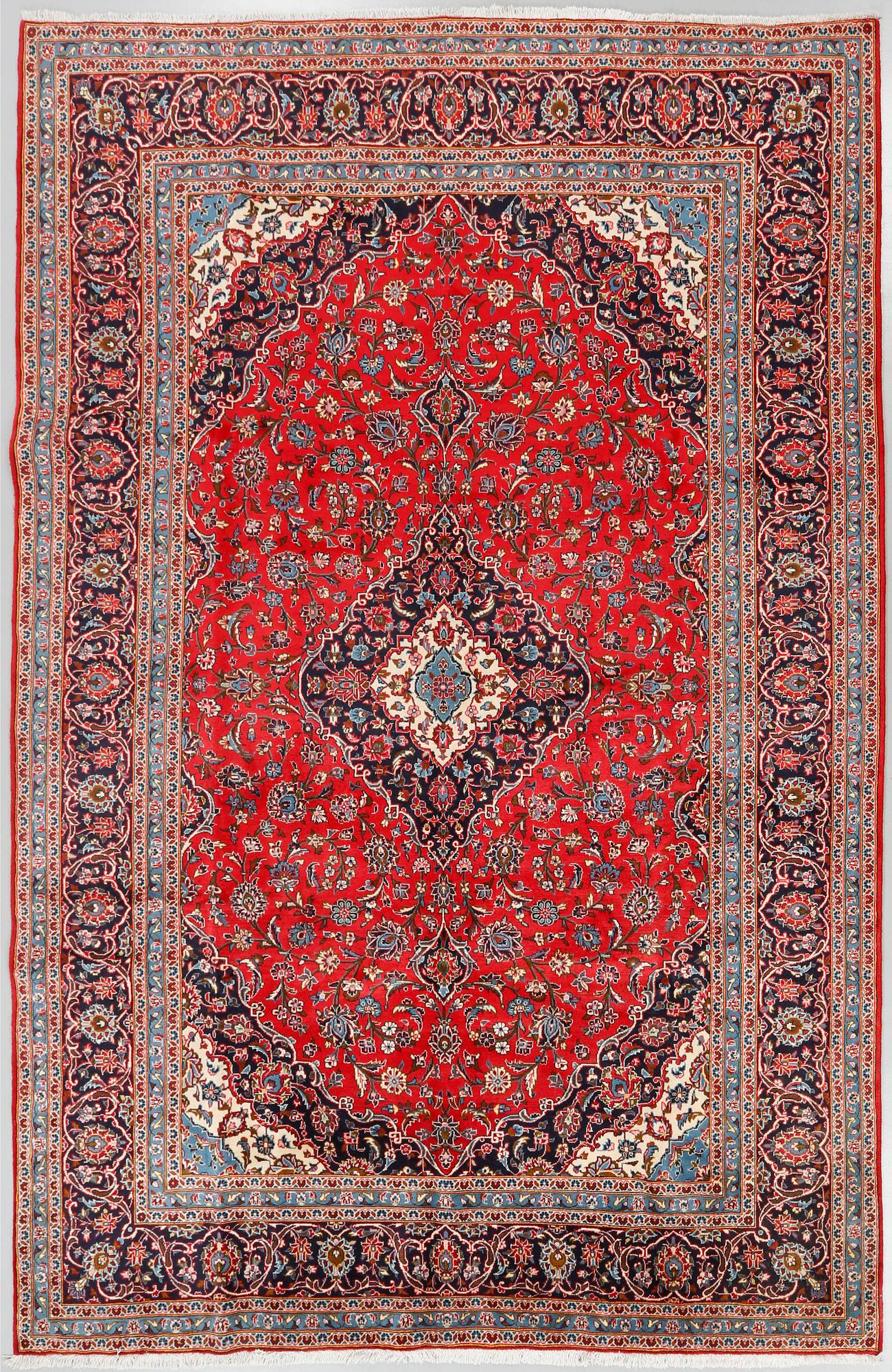 MATTA, Keshan, old, 365 x 250 cm.