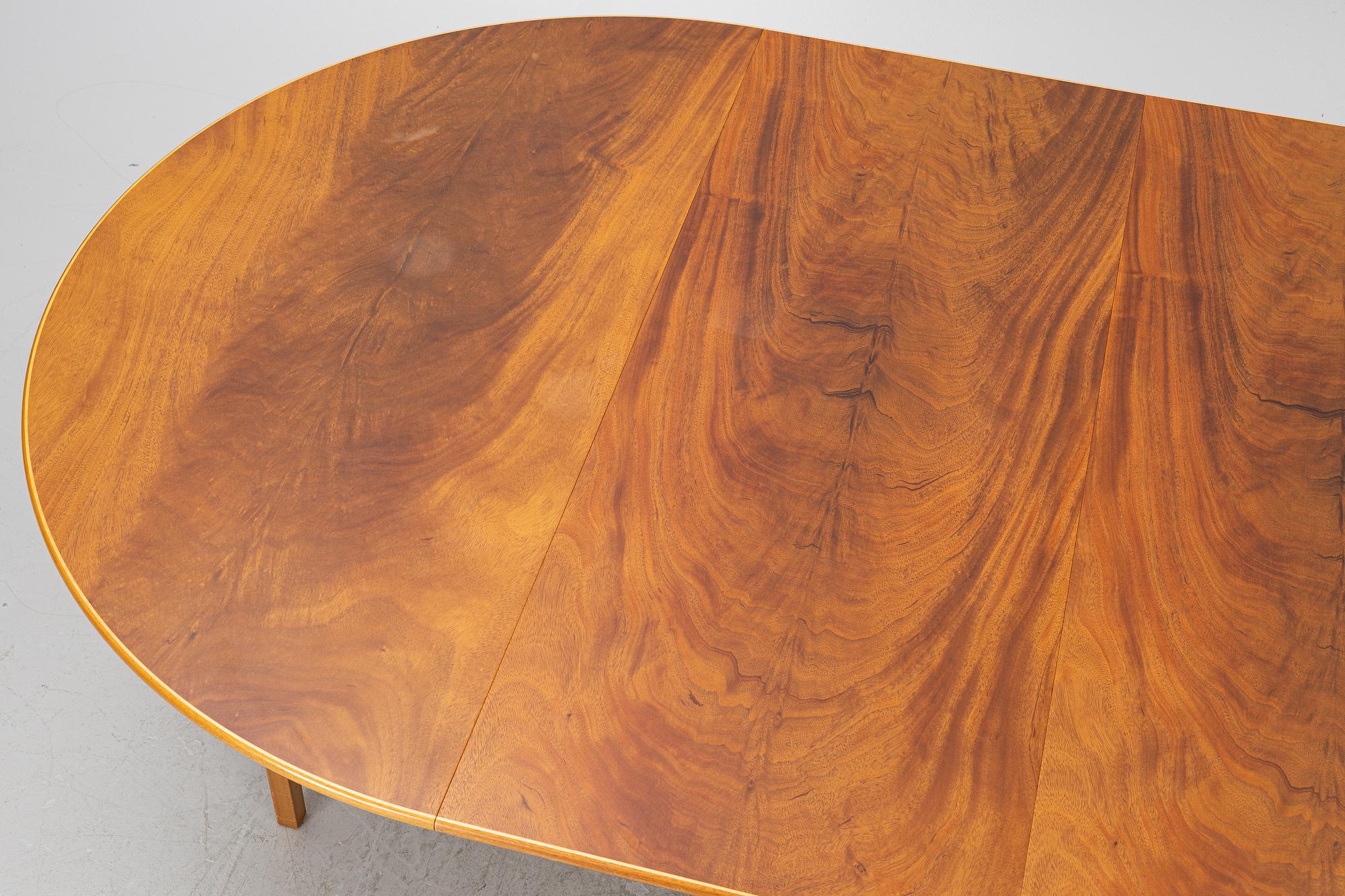 Josef Frank, Dining table, model 771, Svenskt Tenn, after 1985.