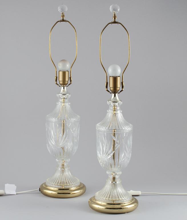 BORDSLAMPOR, ett par, 1900-talets andra hälft.