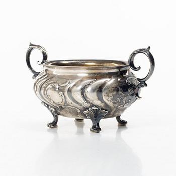 Karl Almgren, a Rococo style silver sugar bowl, Stockholm 1939.