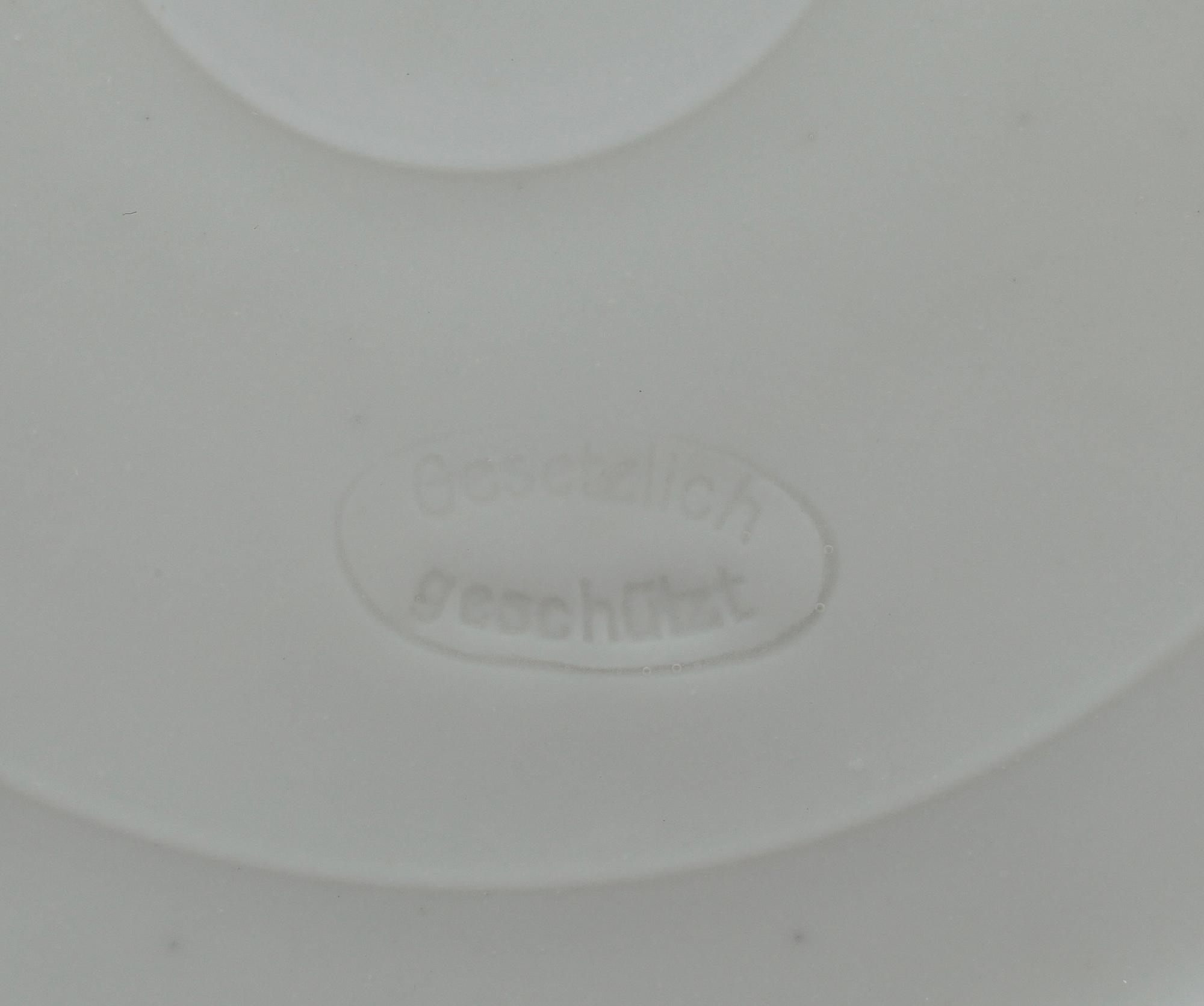 KAFFESERVIS, 25 snarlika delar, 1900-talets mitt.