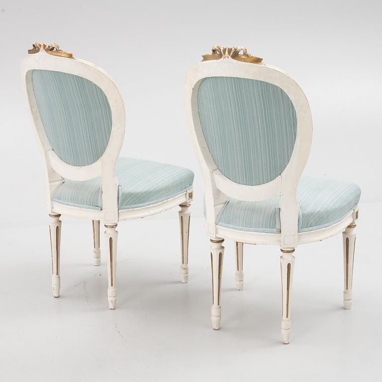 Chairs 4 pcs and table, Gustavian style, from around the year 1900.