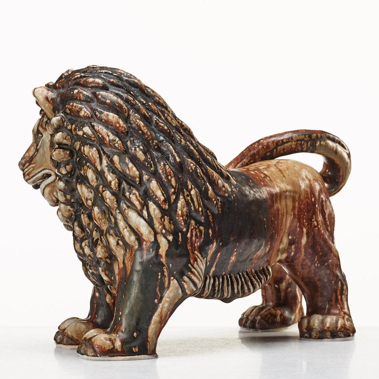 Gunnar Nylund, skulptur, "Leo", lejon, Rörstrand 1940-tal.