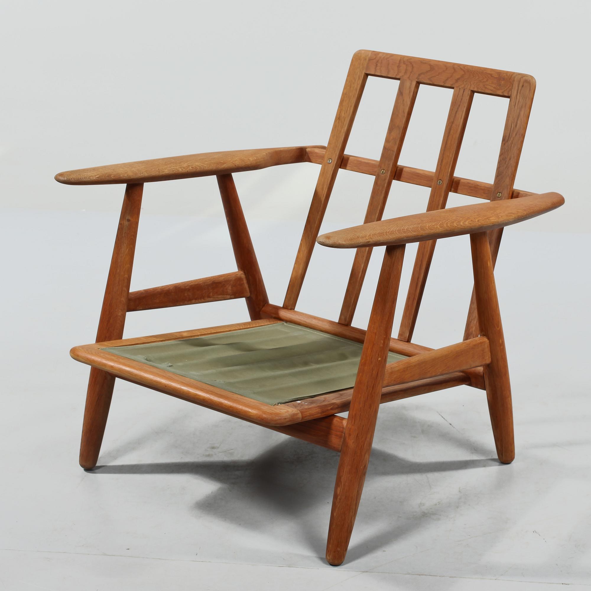FÅTÖLJ, "GE 240/Cigarren", Hans J Wegner, 1900-talets tredje kvartal.