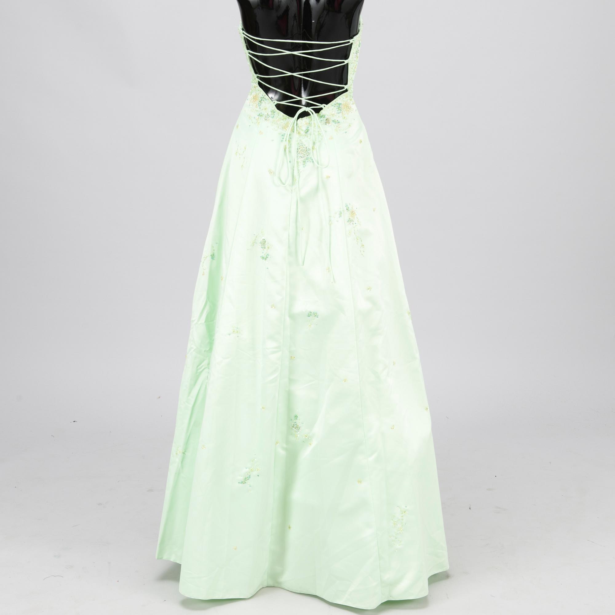 1990s Stage Performance Costume / Evening Dress in size 6(US).