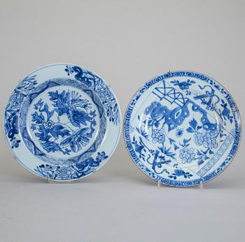 TALLRIKAR, 4 st, porslin. Qianlong (1736-1795).
