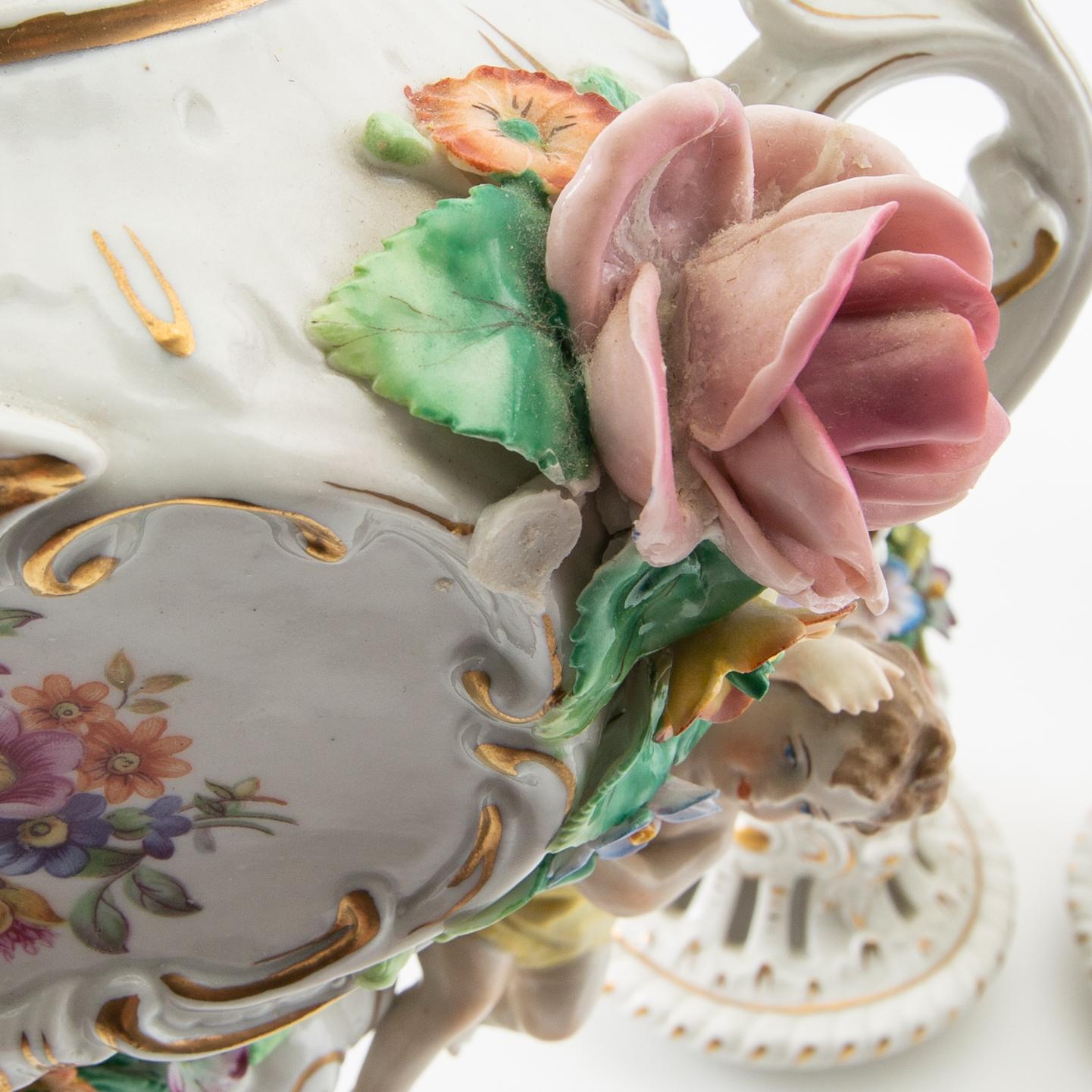 Potpourri urns 2 pcs Louis XV style Sitzendorf Germany first half of the 20th century porcelain.