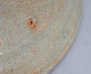 SKÅL samt VAS, celadon och keramik, troligen Vietnamn, 1600-tal.