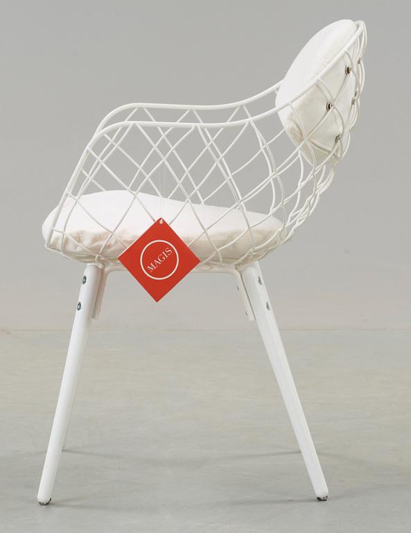 KARMSTOL, "Pina", Jamie Hayon för Magie.