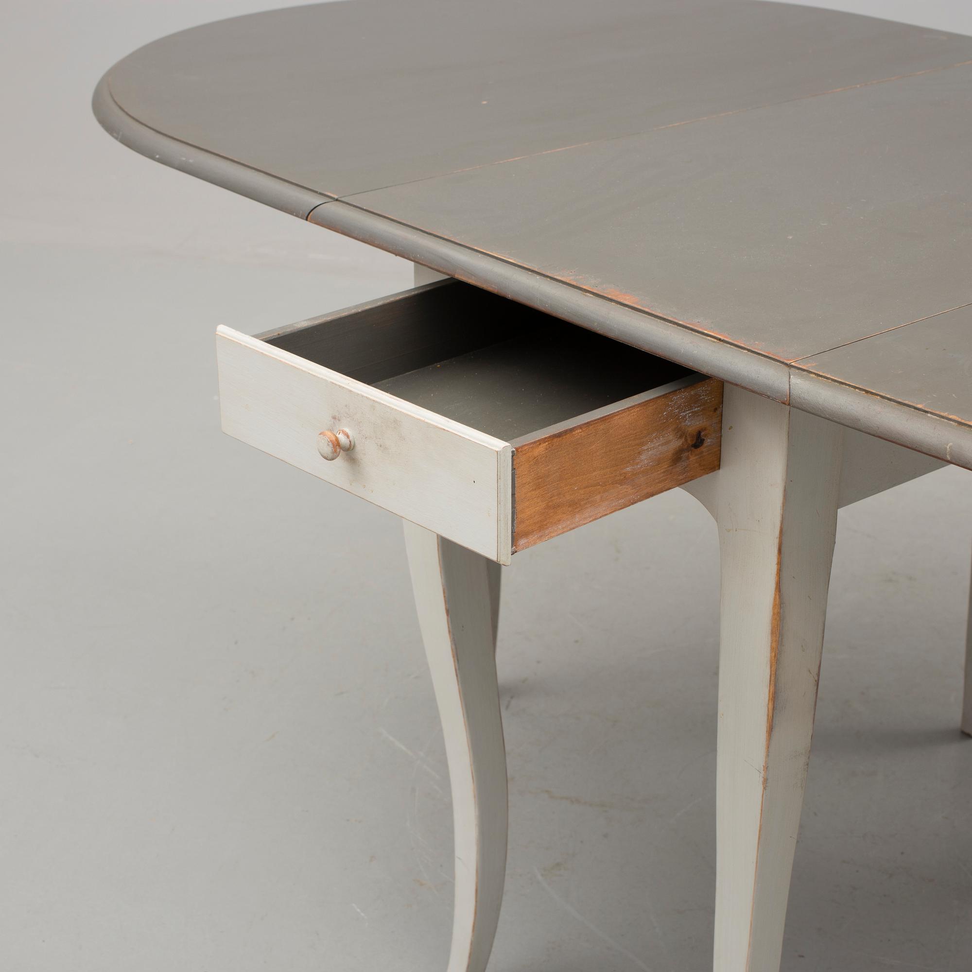 SLAGBORD, rokokostil. 1900-tal.