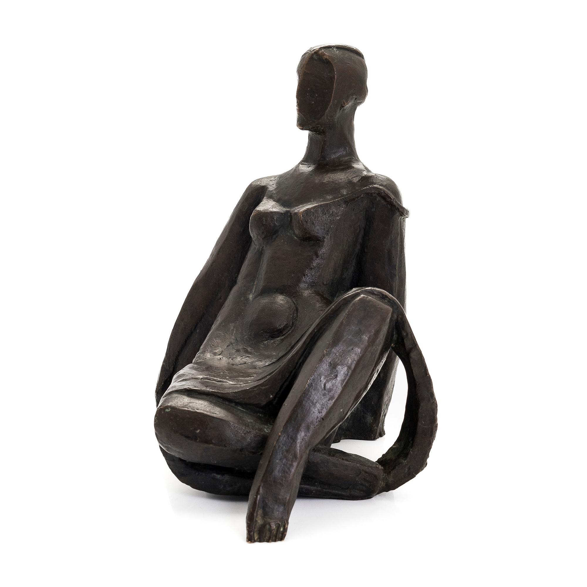 Raimo Utriainen, Seated female figure.