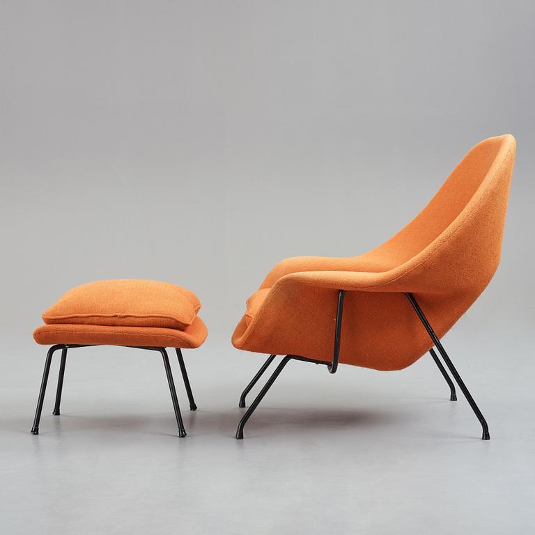 Eero Saarinen, a "Womb Chair" with ottoman, probably produced on license by Nordiska Kompaniet, Sweden 1960's.