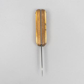 Lars Pirak, a signed folding knife.