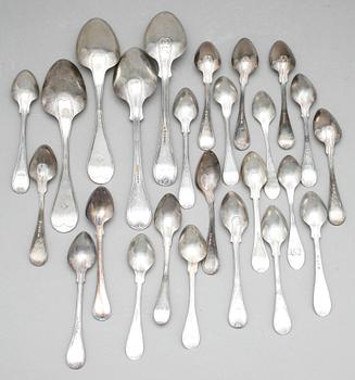 BESTICK, 25 st, silver, "Fransk spets", bland annat Carl Neuendorff dy, Karlskrona, 1846. Vikt ca 418g.