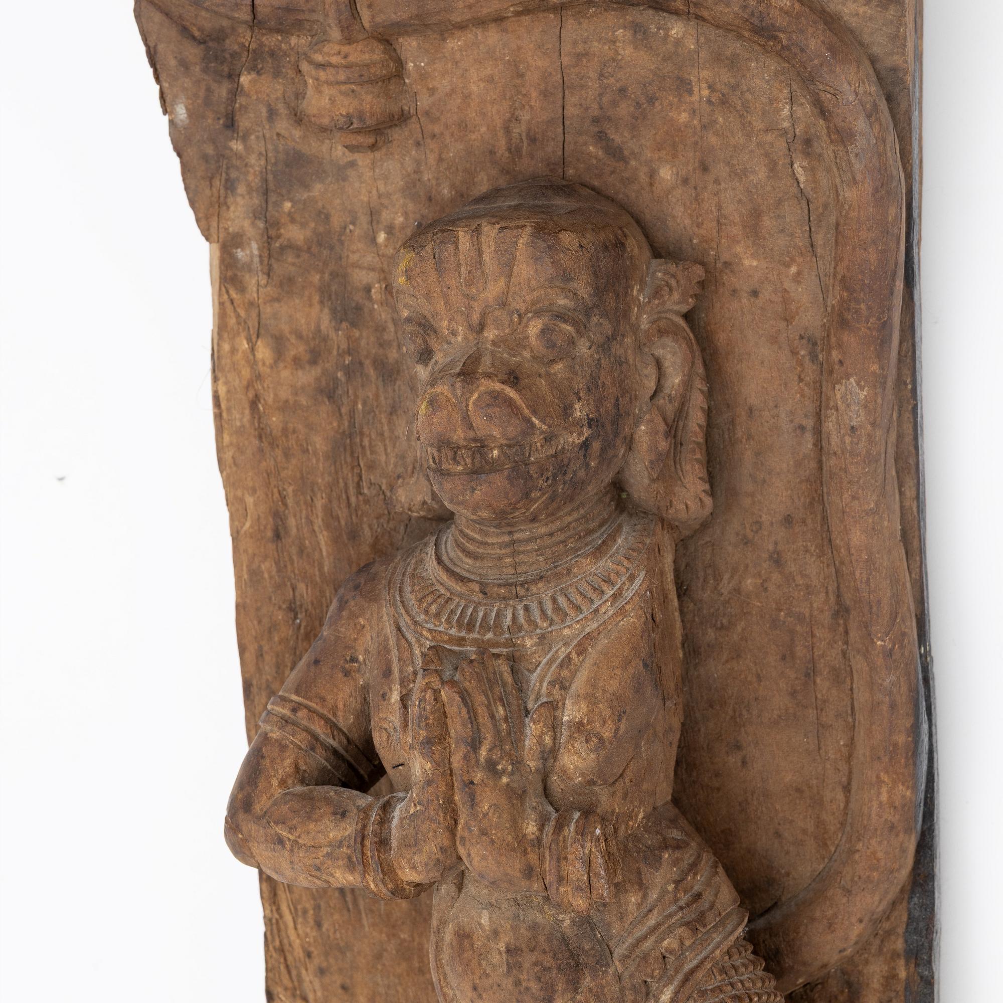 Relief/arkitektoniskt element, trä. Indien, 1900-tal.