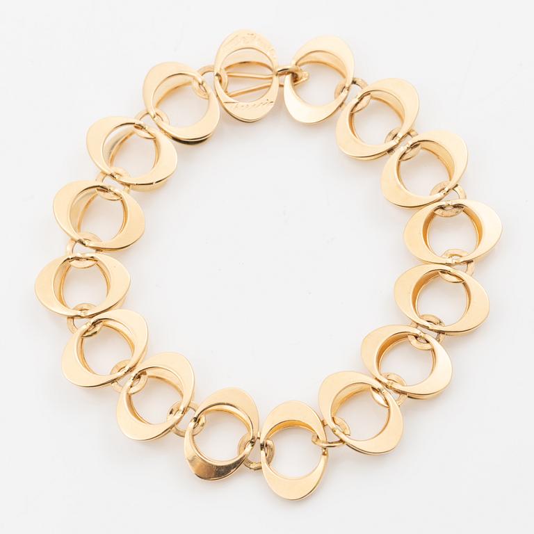 Theresia Hvorslev, a necklace and a bracelet, 18K gold, Falköping 1969.