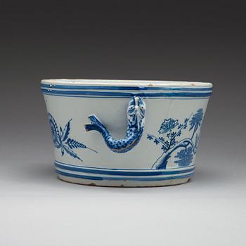 Rörstrand, A faience tureen, Rörstrand, 18th Century, dated 25/7 (17)51.