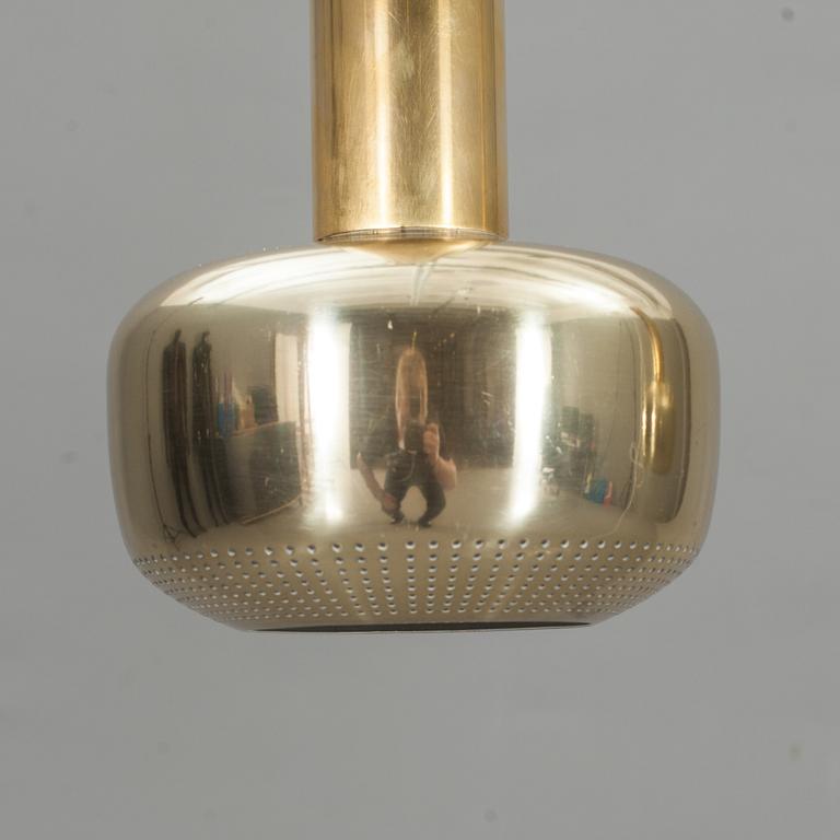 TAKLAMPOR, ett par, Wilhelm Lauritzen för Louis Poulsen, 1900-talets andra hälft.