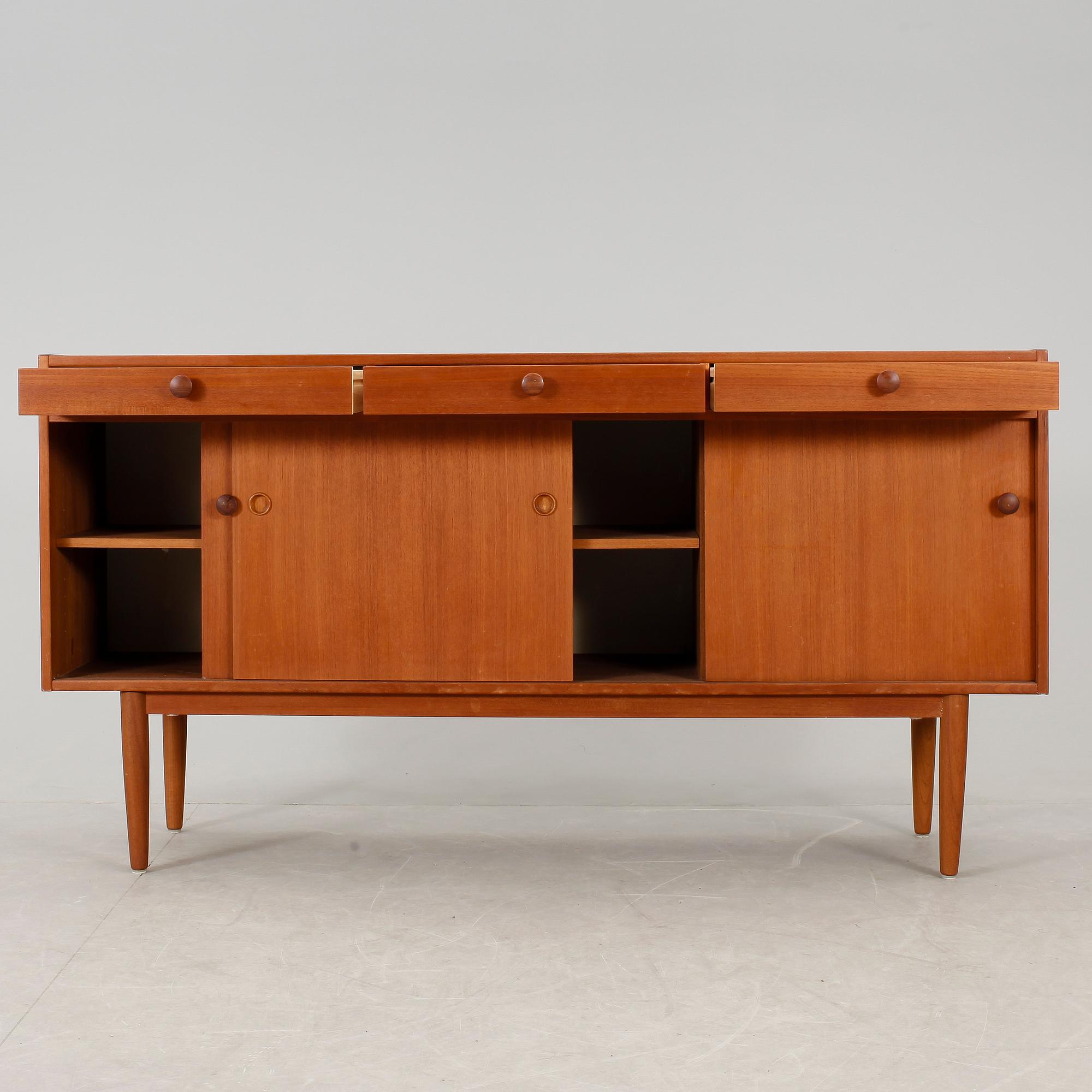SIDEBOARD, Troeds, Bjärnum, 1950/60-tal.