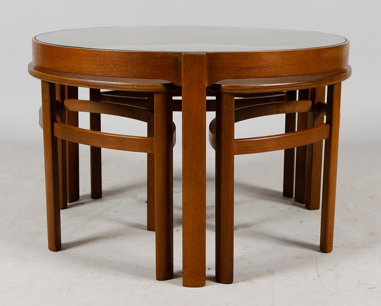 SOFFBORD, 4 del, England, 1900-talets andra hälft.