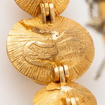 Theresia Hvorslev, armband 18K guld med runda briljantslipade diamanter, Lidköping 1979.