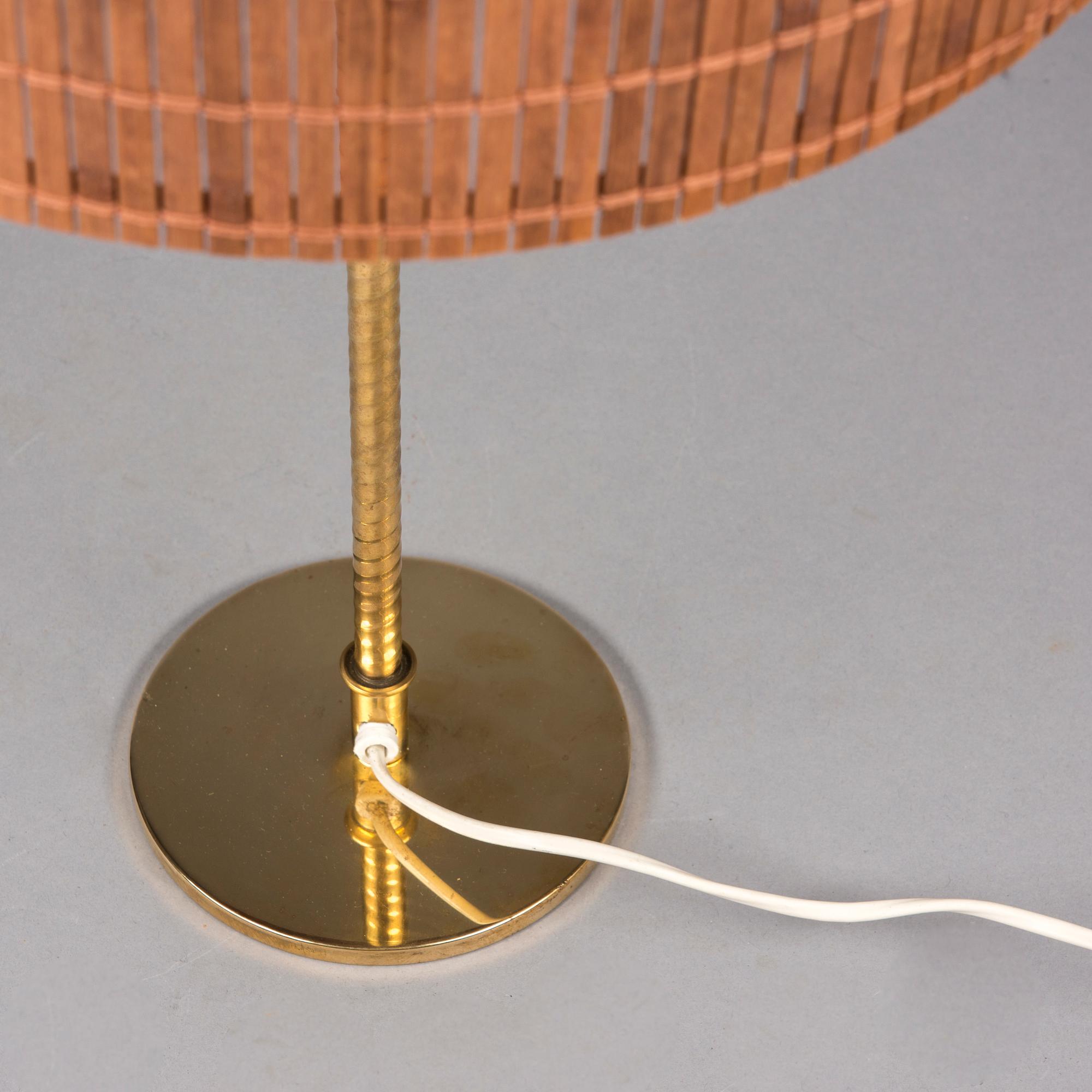 BORDSLAMPA, Modell 9205. Design Paavo Tynell.