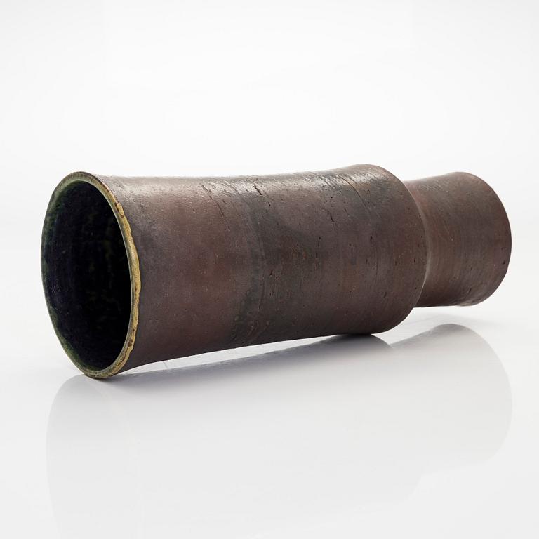 Liisa Hallamaa (Larsen), A ceramic vase, signed LH Arabia.