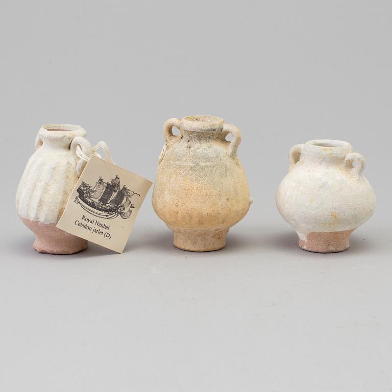A set of three miniature jarlets, Sawankhalok, 15th Century. 'Royal Nanhai'.