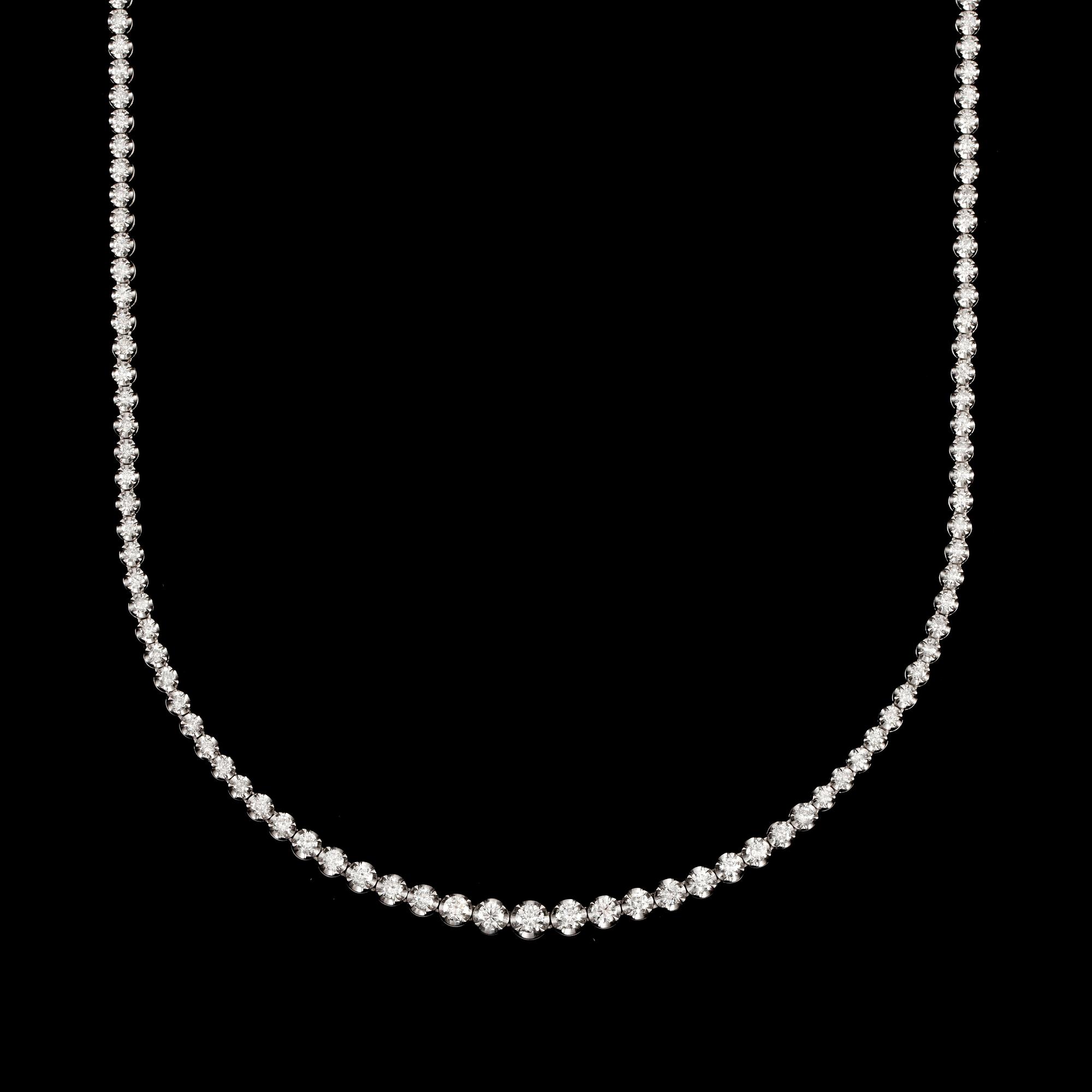 A brilliant-cut diamond straightline necklace.