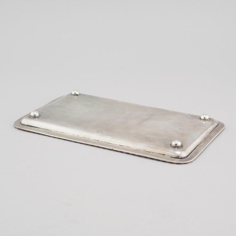 A serving tray in silver, By K Andersson in Stockholm, 1917. Weight 466 g.