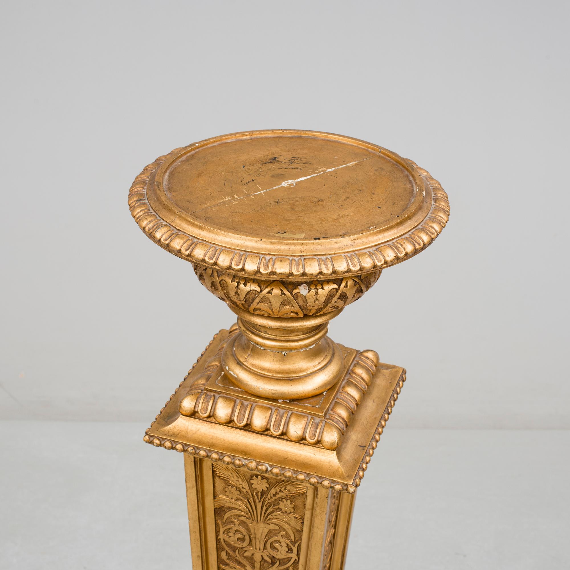 PIEDESTAL, nyrenässans, 1800-talets slut.