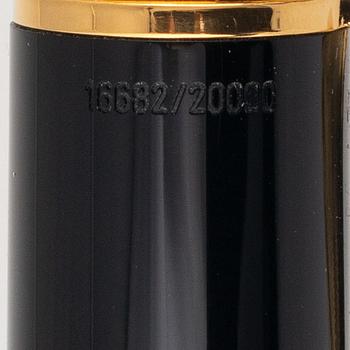 Mont Blanc, Writers Edition Voltaire, Limited Edition Fountain Pen.