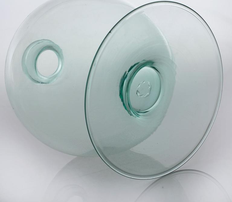 A glass vase, possibly by Napoleone Martinuzzi or Vetorio Zecchin, MVM Cappellin Murano, first half of the 20th century.