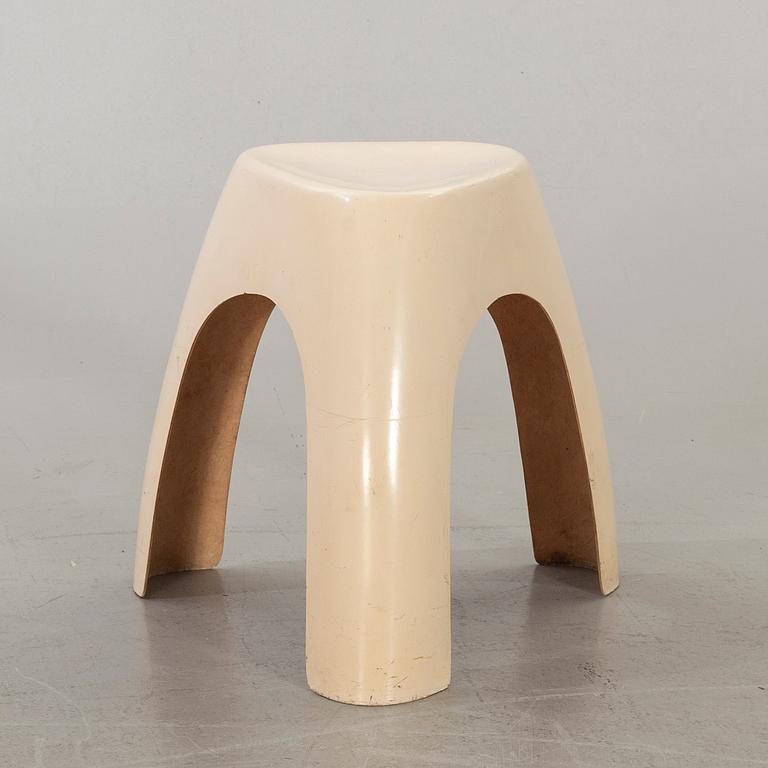 Sori Yanagi, attributed, Elephant Stool mid 20th century.