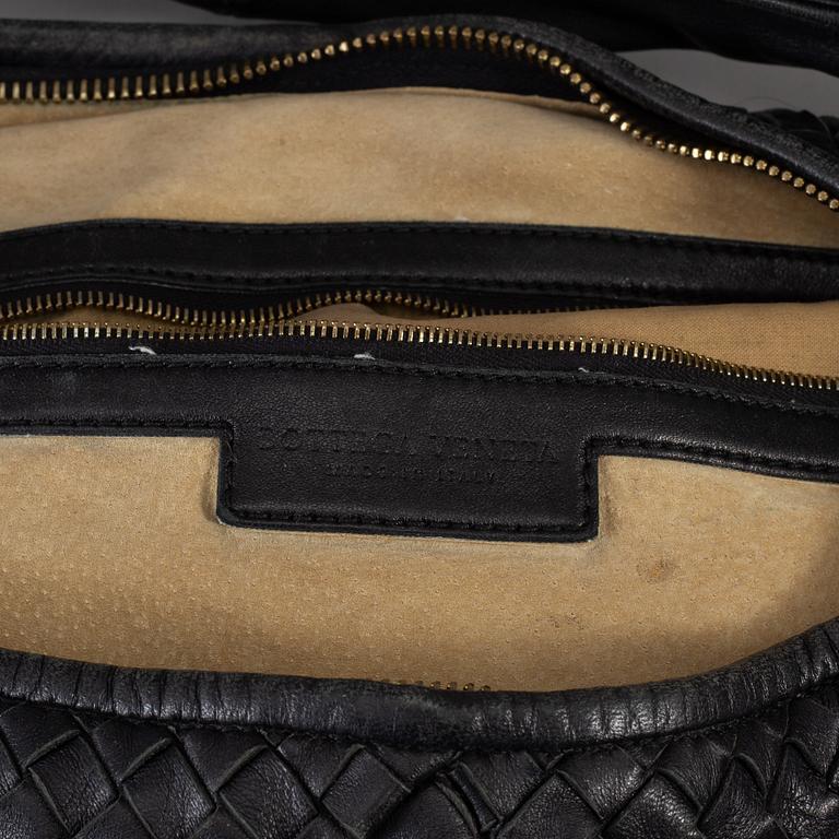 BOTTEGA VENETA, a hobo leather bag.