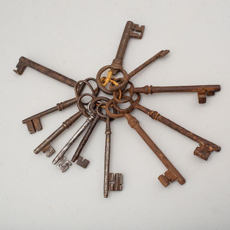 A set of eleven 18th century keys.