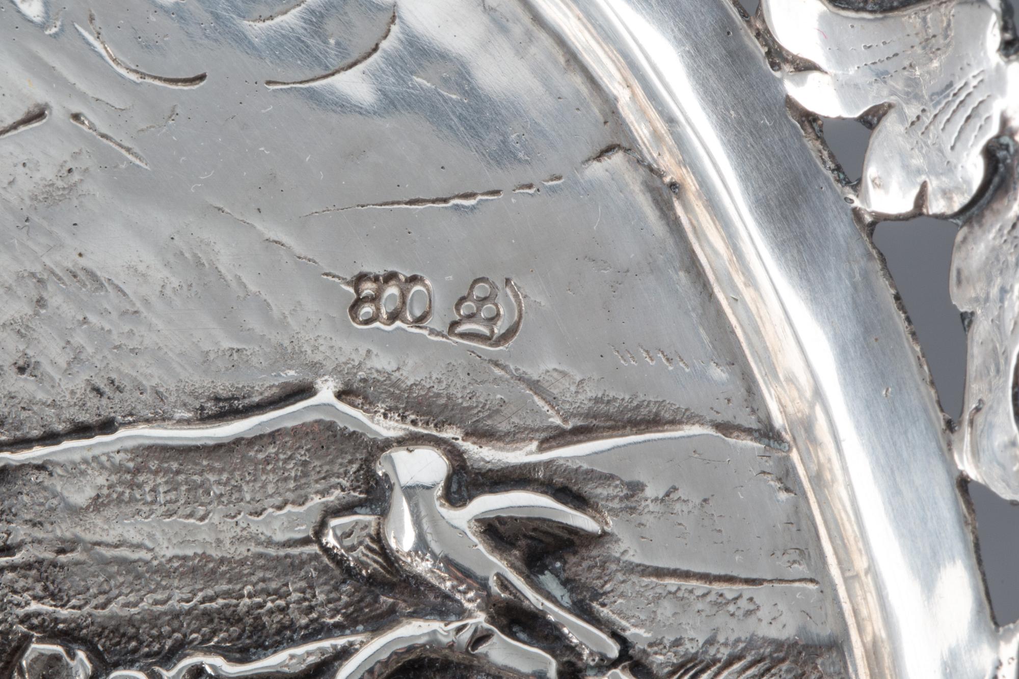 PRESENTERFAT, silver 800, Tyskland sannolikt, 1800-tal. Ca 830 gram.