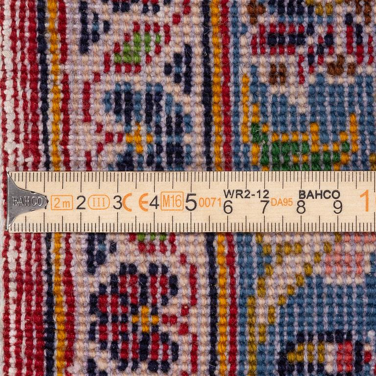 Carpet, Keshan, approx. 400 x 305 cm.