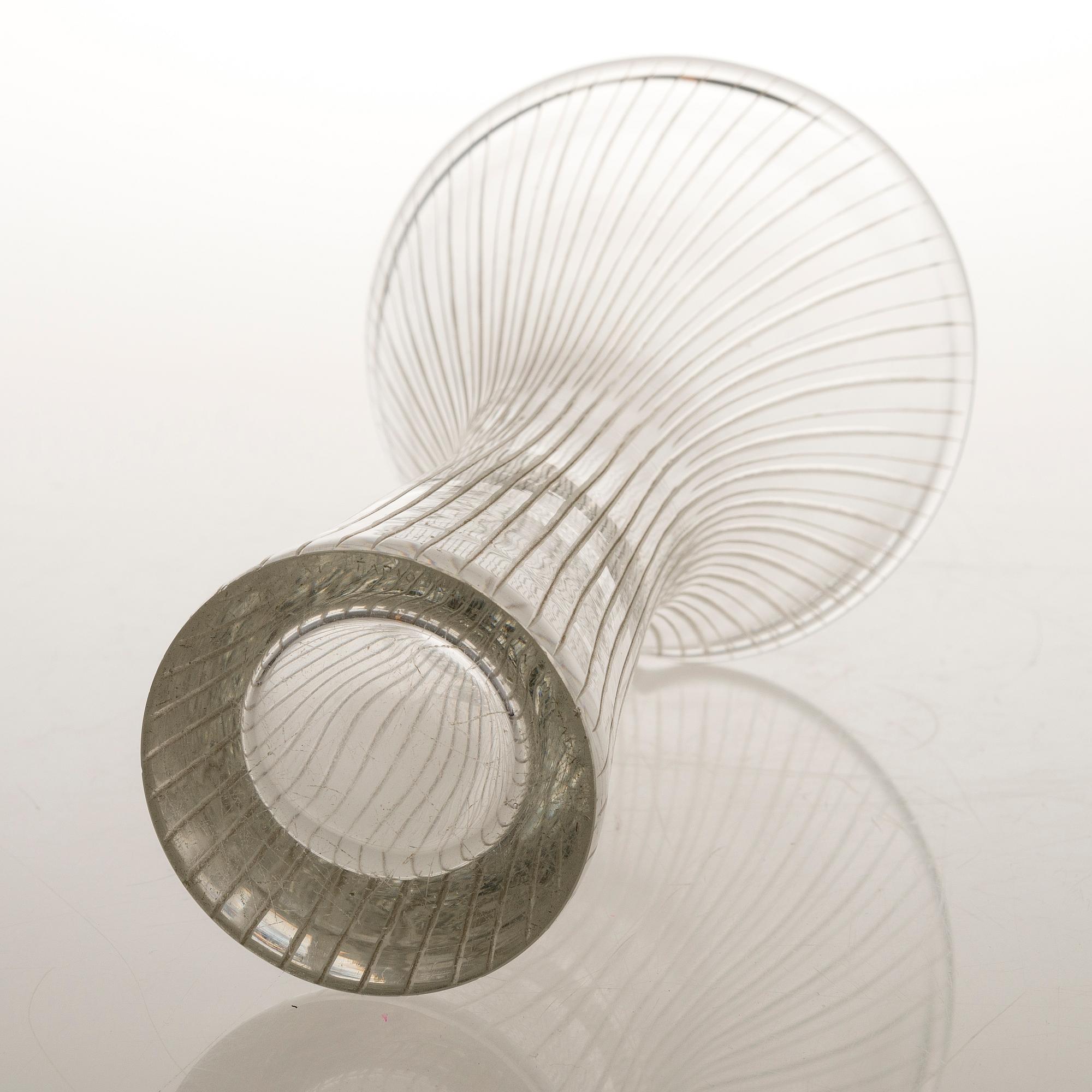 TAPIO WIRKKALA Glas Vase, singed Tapio Wirkkala Iittala.