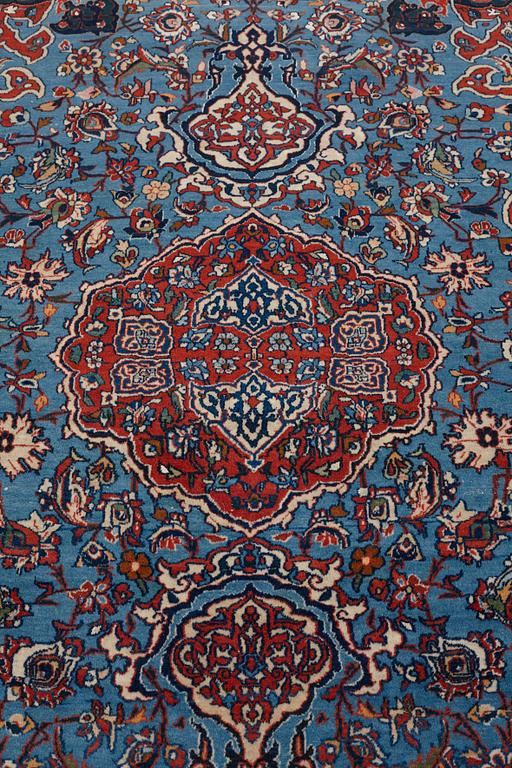 MATTO, a semi-antique Esfahan, ca 219 x 140,5-147,5 cm.