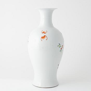 A Famille Rose porcelain vase, China, 20th century.