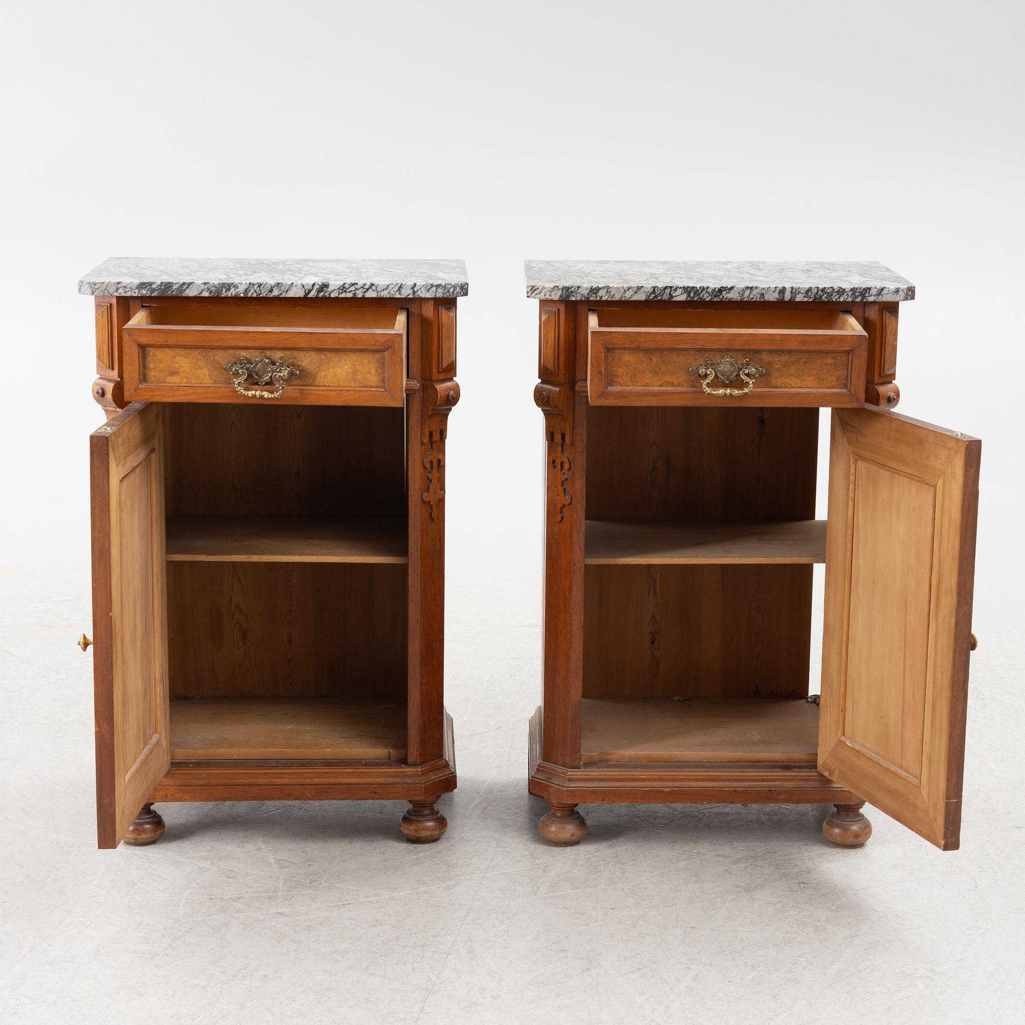 Bedside tables/cabinets, a pair, Neo-Renaissance, late 19th century.