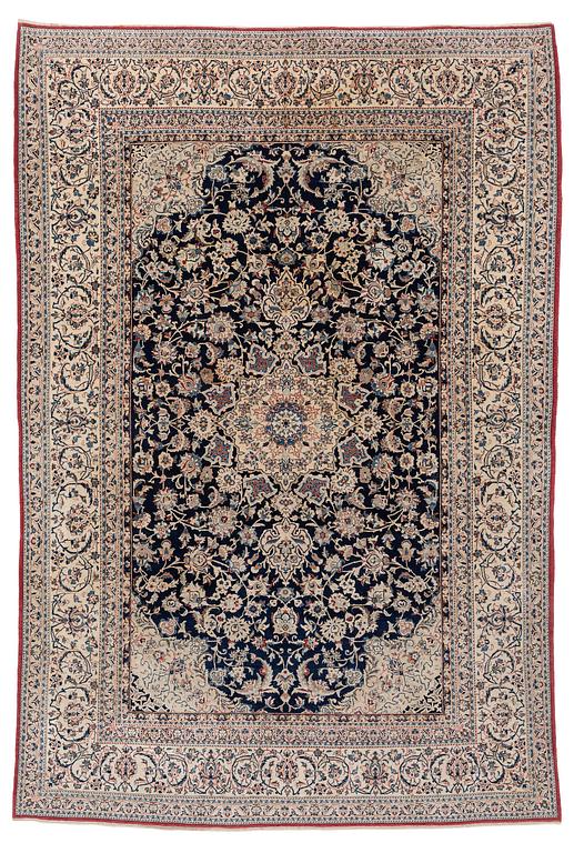 A semi-antique Nain Tudeshk carpet, c. 307 x 206 cm.