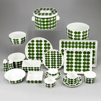 A 67 pcs 'Berså' dinner service by Stig Lindberg, Gustavsberg.