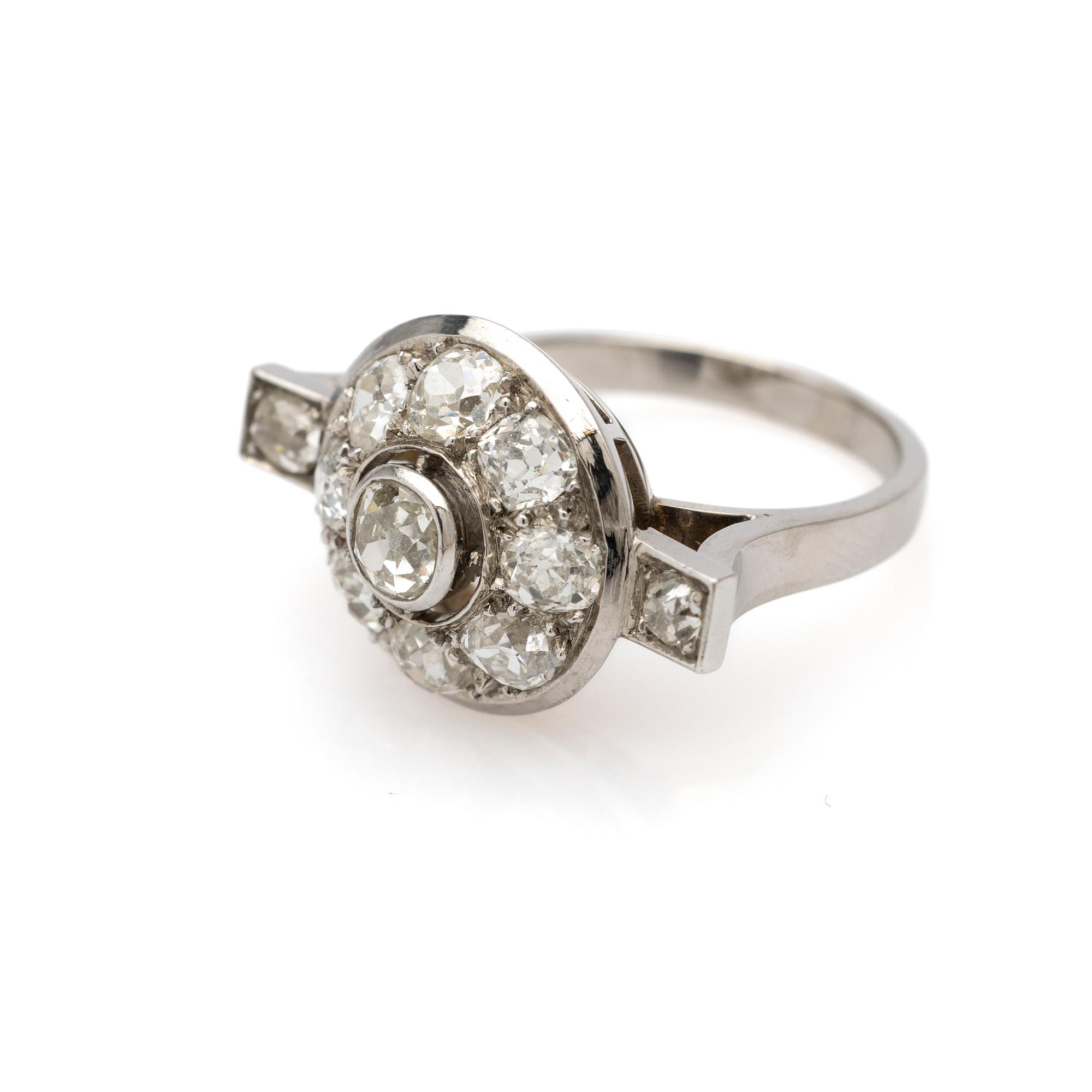 Ring, 18K guld med briljanter.