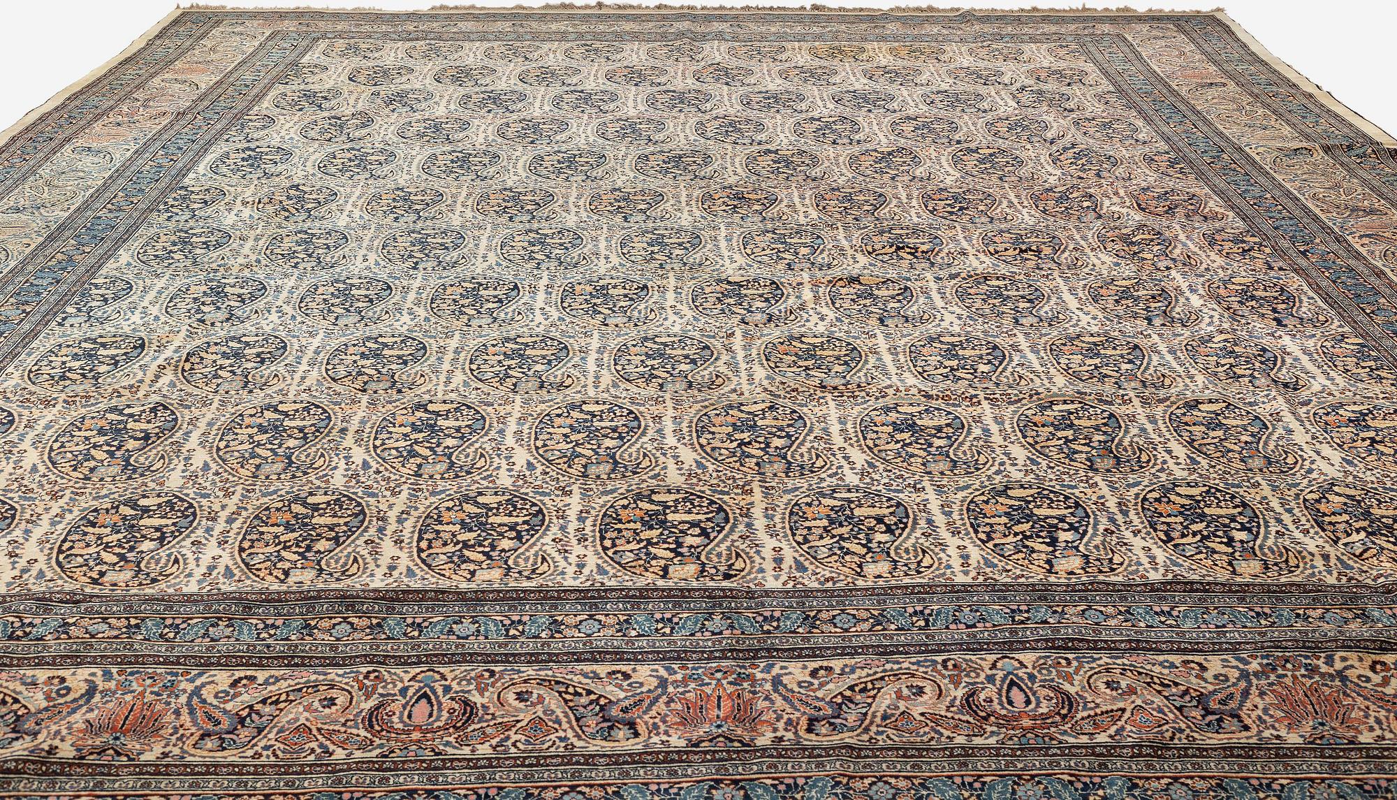 Matta, antik Täbris, nordvästra Persien, ca 648 x 435 cm.