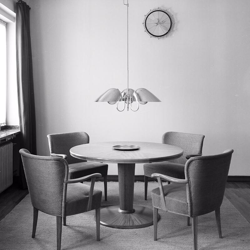 Mötesrum, Porslinsg 3, Malmö. Takarmatur nr 958, möbler från Nordiska Kompaniet. Foto: Ragnar Küller, 1940.