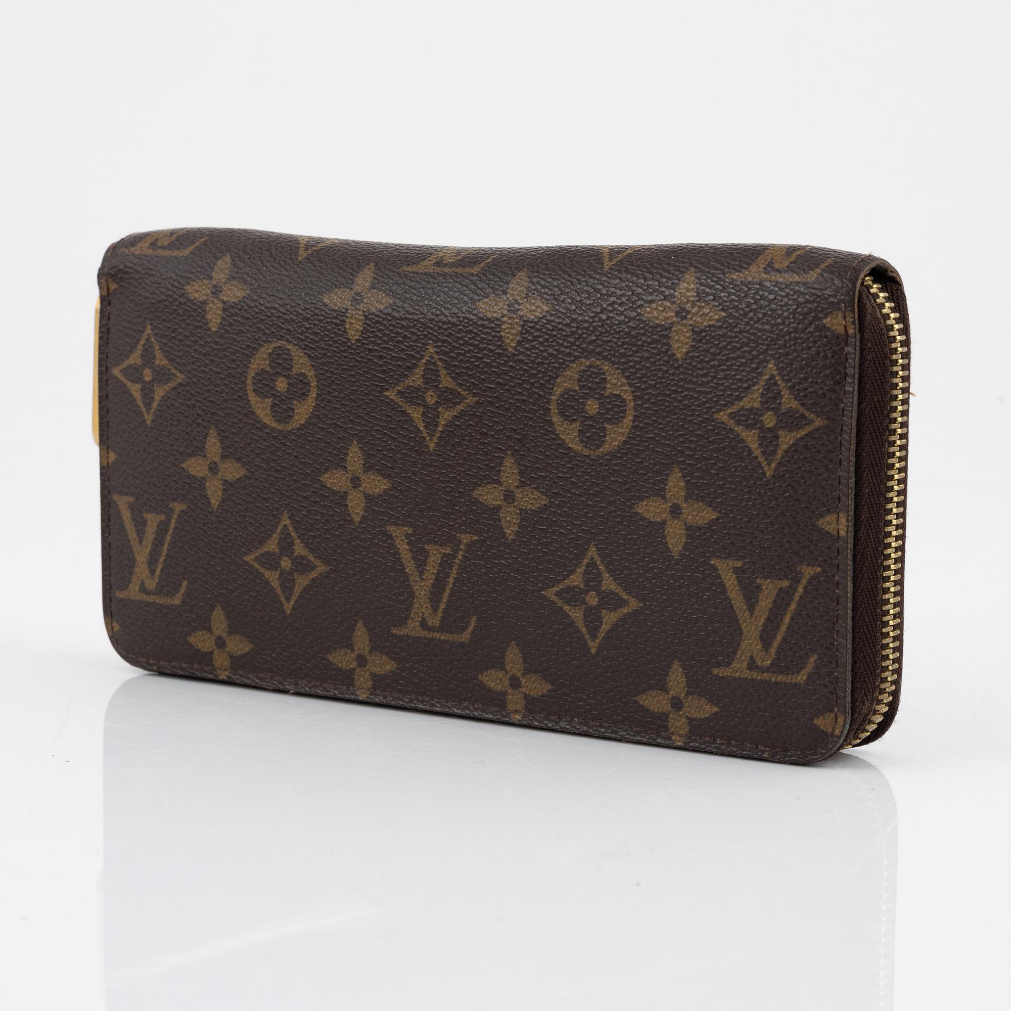 Louis Vuitton, A monogram canvas 'Zippy' wallet, 2009.