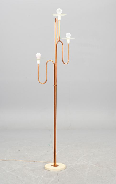 GOLVLAMPA, 1900-tal.